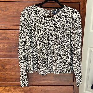 NWOTGap Black White Flowered Tiered Swing Long Sleeve Blouse Womens Size M